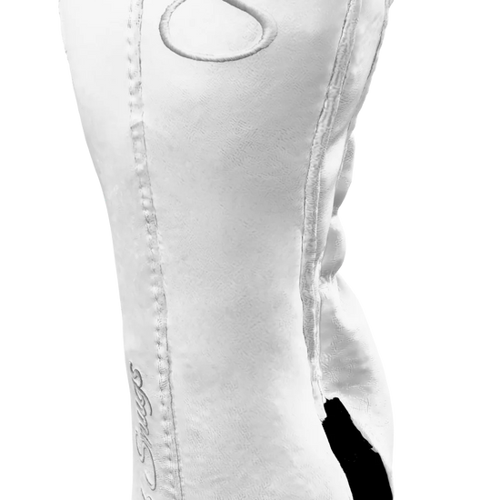 Right-Side view of a Bold White, White, White, and White Classic Fairway Headcover with split seam